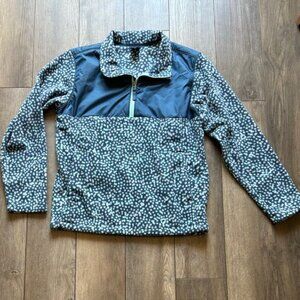 The North Face 1/4  zip fleece ( Kids size or Teen) size 18  XL